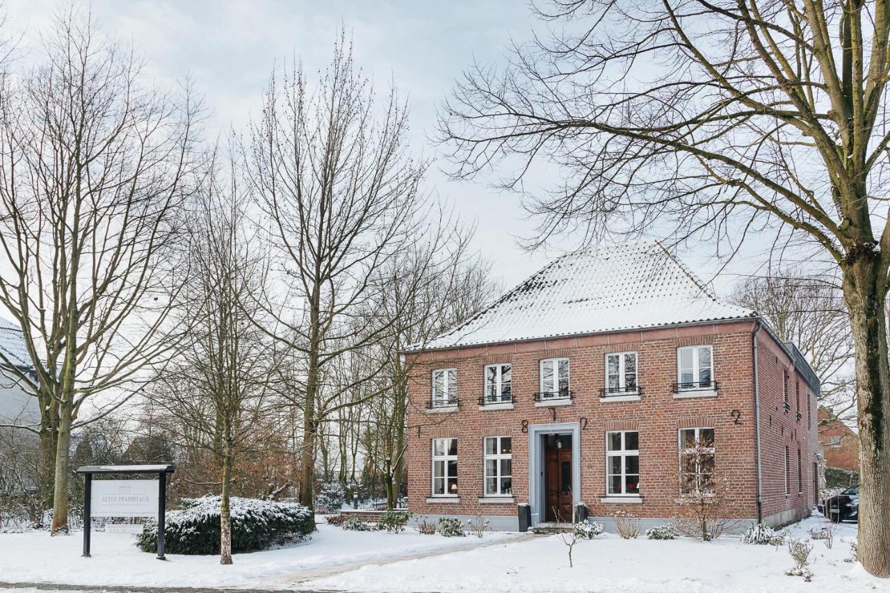 Готель Altes Pfarrhaus Ґельдерн Екстер'єр фото